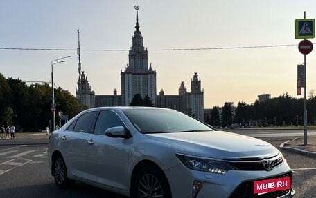 Toyota Camry, 2017 год, 2 770 000 рублей, 3 фотография