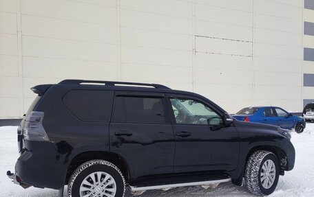 Toyota Land Cruiser Prado 150 рестайлинг 2, 2016 год, 3 549 000 рублей, 3 фотография