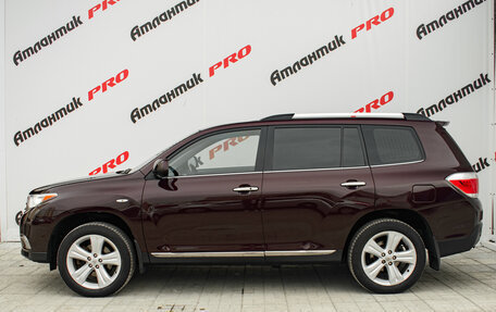 Toyota Highlander III, 2012 год, 2 100 000 рублей, 7 фотография