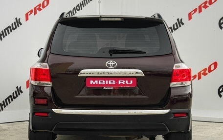 Toyota Highlander III, 2012 год, 2 100 000 рублей, 5 фотография