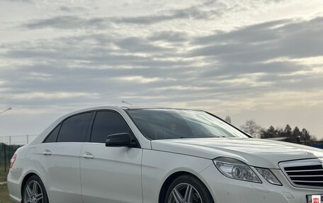 Mercedes-Benz E-Класс, 2010 год, 1 550 000 рублей, 5 фотография