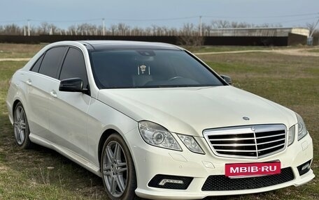 Mercedes-Benz E-Класс, 2010 год, 1 550 000 рублей, 3 фотография