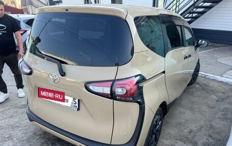 Toyota Sienta II, 2019 год, 1 400 000 рублей, 2 фотография