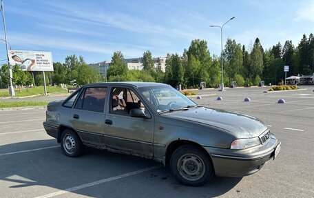 Daewoo Nexia I рестайлинг, 2004 год, 95 000 рублей, 2 фотография