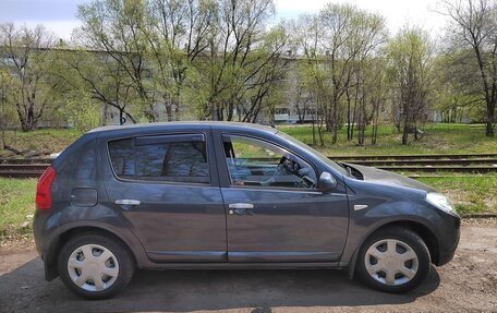 Renault Sandero I, 2010 год, 499 000 рублей, 3 фотография