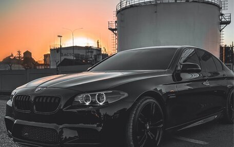 BMW 5 серия, 2016 год, 2 700 000 рублей, 3 фотография