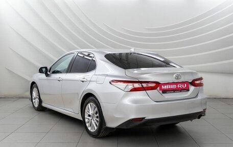 Toyota Camry, 2018 год, 2 100 000 рублей, 5 фотография