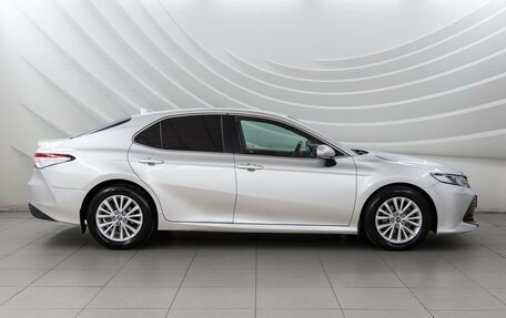 Toyota Camry, 2018 год, 2 100 000 рублей, 8 фотография