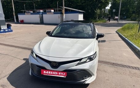 Toyota Camry, 2018 год, 4 350 000 рублей, 3 фотография