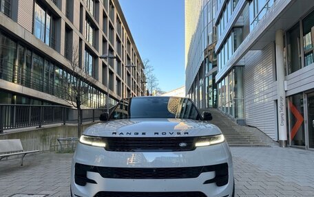 Land Rover Range Rover Sport, 2022 год, 9 290 000 рублей, 2 фотография