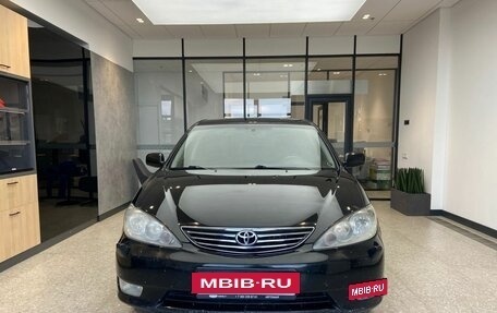 Toyota Camry V40, 2004 год, 890 000 рублей, 2 фотография