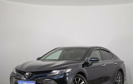 Toyota Camry, 2020 год, 3 099 000 рублей, 2 фотография