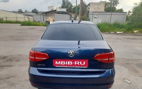 Volkswagen Jetta VI, 2015 год, 1 050 000 рублей, 5 фотография