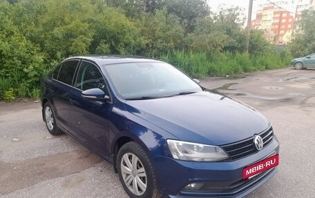 Volkswagen Jetta VI, 2015 год, 1 050 000 рублей, 3 фотография