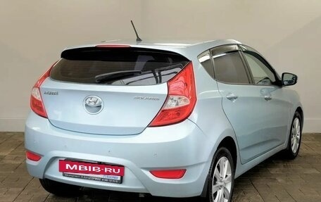 Hyundai Solaris II рестайлинг, 2011 год, 715 000 рублей, 4 фотография