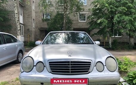 Mercedes-Benz E-Класс, 2000 год, 380 000 рублей, 2 фотография