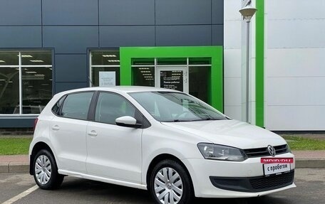 Volkswagen Polo VI (EU Market), 2011 год, 820 000 рублей, 3 фотография
