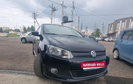 Volkswagen Polo VI (EU Market), 2011 год, 750 000 рублей, 2 фотография