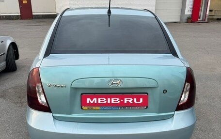 Hyundai Verna II, 2008 год, 330 000 рублей, 2 фотография