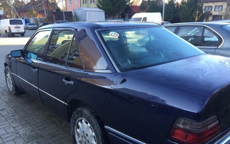 Mercedes-Benz W124, 1993 год, 390 000 рублей, 2 фотография