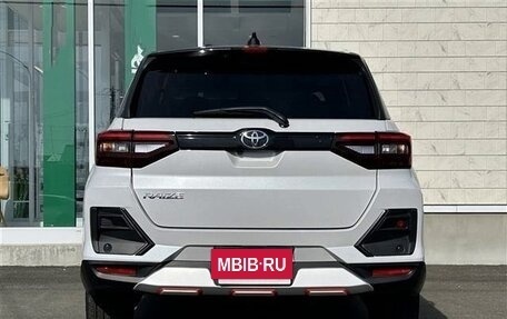 Toyota Raize I, 2021 год, 1 472 000 рублей, 6 фотография