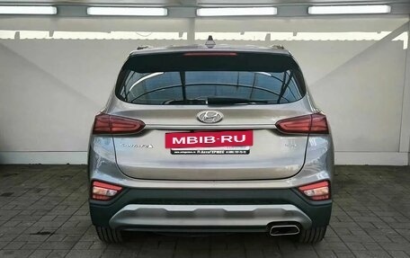Hyundai Santa Fe IV, 2018 год, 2 650 000 рублей, 3 фотография