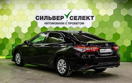 Toyota Camry, 2019 год, 3 000 000 рублей, 6 фотография