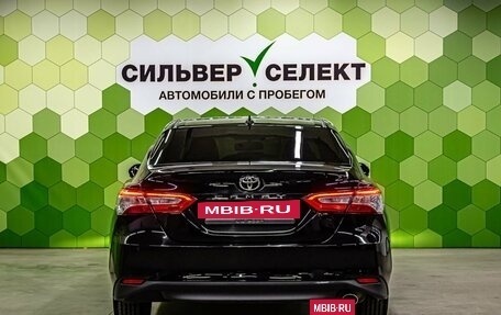 Toyota Camry, 2019 год, 3 000 000 рублей, 4 фотография