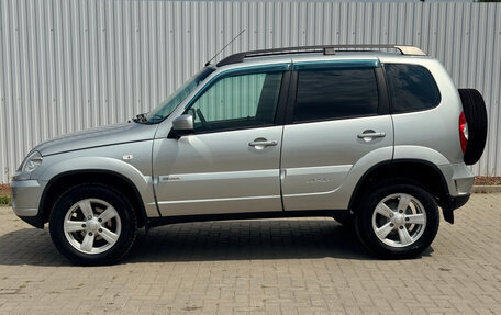 Chevrolet Niva I рестайлинг, 2015 год, 850 000 рублей, 6 фотография