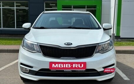 KIA Rio III рестайлинг, 2015 год, 930 000 рублей, 2 фотография