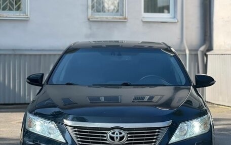 Toyota Camry, 2013 год, 1 460 000 рублей, 2 фотография