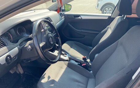 Volkswagen Jetta VI, 2012 год, 980 000 рублей, 4 фотография