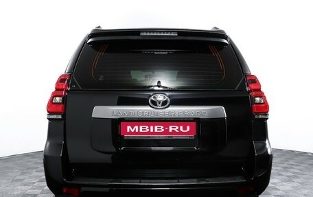 Toyota Land Cruiser Prado 150 рестайлинг 2, 2023 год, 6 292 000 рублей, 6 фотография