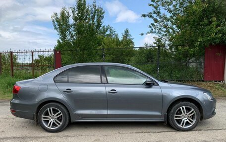 Volkswagen Jetta VI, 2013 год, 1 050 000 рублей, 3 фотография