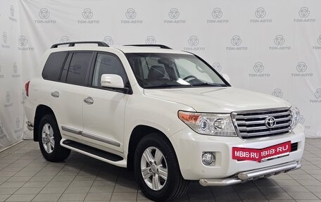 Toyota Land Cruiser 200, 2014 год, 4 750 000 рублей, 3 фотография