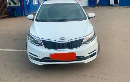 KIA Rio III рестайлинг, 2015 год, 550 000 рублей, 2 фотография