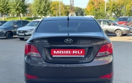 Hyundai Solaris II рестайлинг, 2016 год, 990 000 рублей, 5 фотография