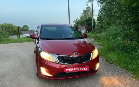 KIA Rio III рестайлинг, 2011 год, 685 000 рублей, 3 фотография