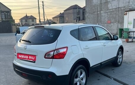 Nissan Qashqai, 2011 год, 800 000 рублей, 3 фотография