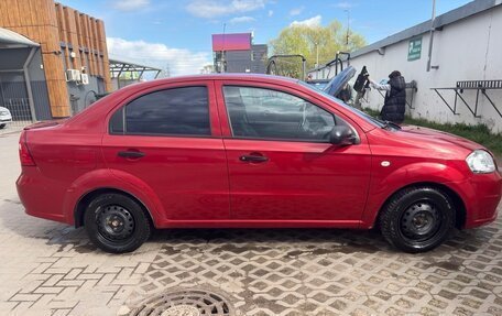 Chevrolet Aveo III, 2010 год, 380 000 рублей, 3 фотография
