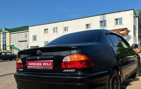 Toyota Avensis III рестайлинг, 1998 год, 410 000 рублей, 1 фотография