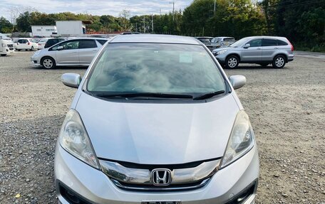Honda Fit Shuttle I рестайлинг, 2015 год, 760 000 рублей, 2 фотография