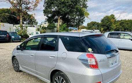 Honda Fit Shuttle I рестайлинг, 2015 год, 760 000 рублей, 7 фотография