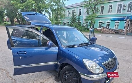 Daihatsu Sirion, 2002 год, 260 000 рублей, 2 фотография