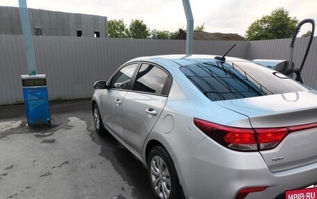 KIA Rio IV, 2017 год, 920 000 рублей, 4 фотография