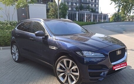 Jaguar F-Pace, 2017 год, 2 900 000 рублей, 2 фотография