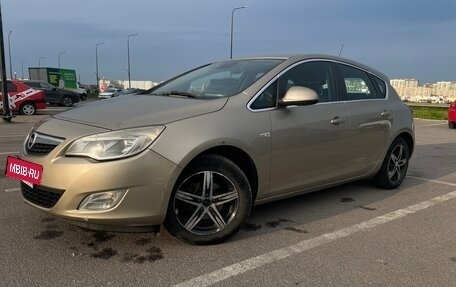 Opel Astra J, 2010 год, 600 000 рублей, 3 фотография