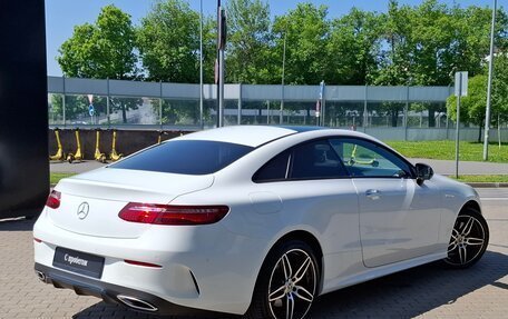 Mercedes-Benz E-Класс, 2019 год, 4 299 000 рублей, 5 фотография