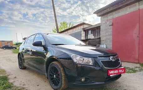 Chevrolet Cruze II, 2012 год, 880 000 рублей, 3 фотография