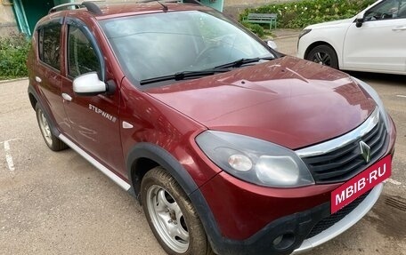 Renault Sandero I, 2012 год, 580 000 рублей, 2 фотография